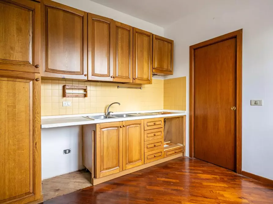 Immagine 5 di Appartamento in vendita  a Calcinaia