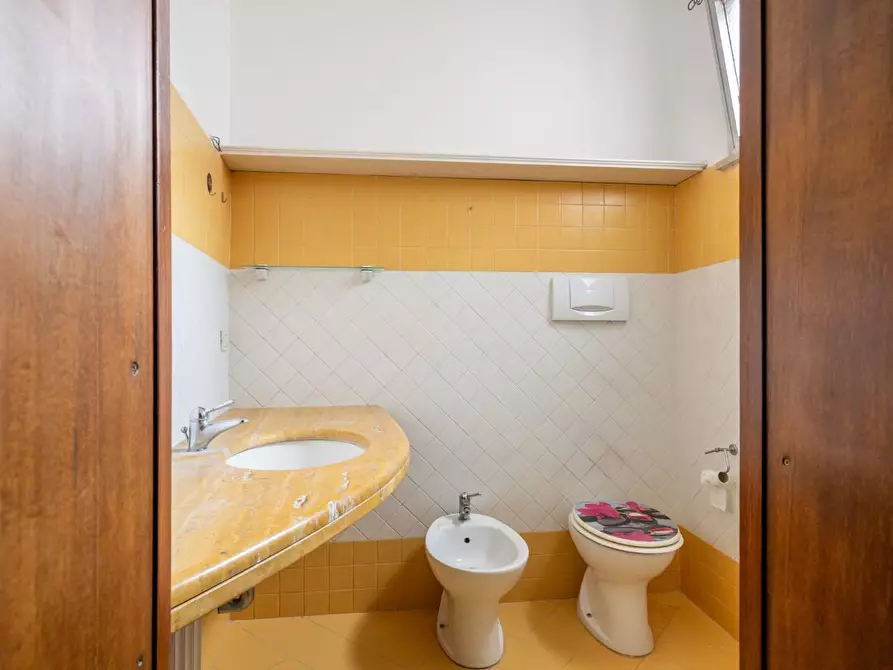 Immagine 16 di Appartamento in vendita  a Calcinaia