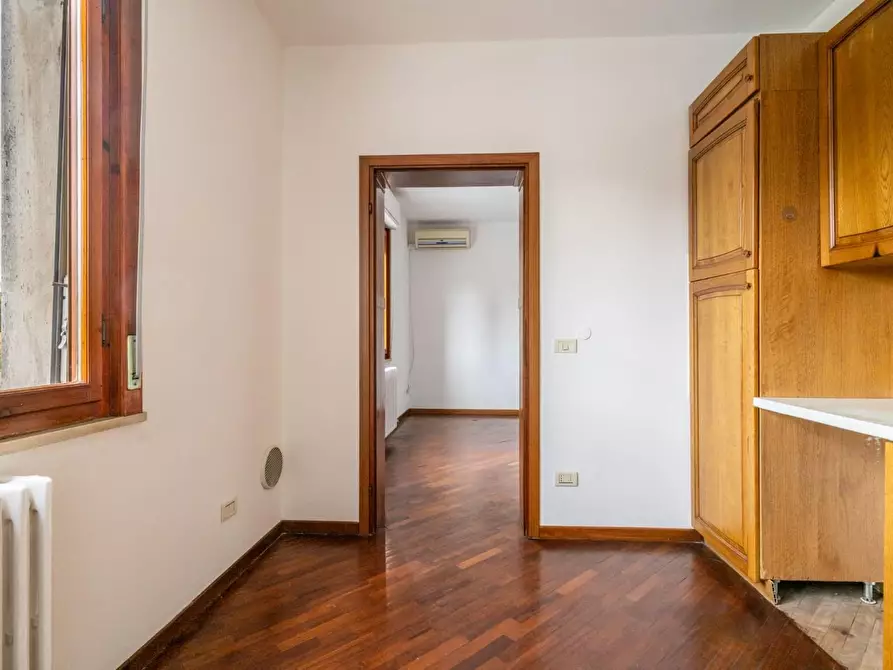 Immagine 8 di Appartamento in vendita  a Calcinaia