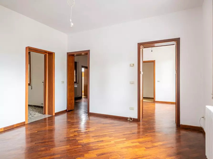 Immagine 12 di Appartamento in vendita  a Calcinaia