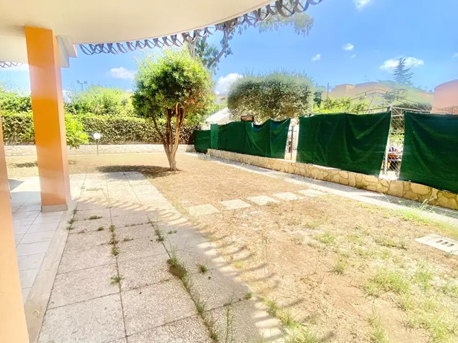 Immagine 5 di Appartamento in vendita  a Latina