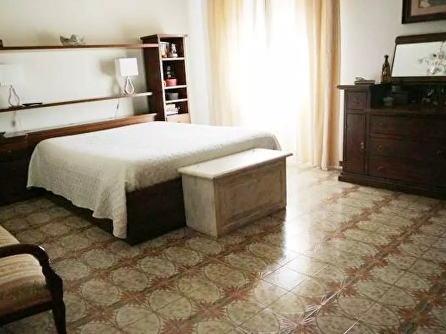 Immagine 10 di Villetta a schiera in vendita  a Porcari