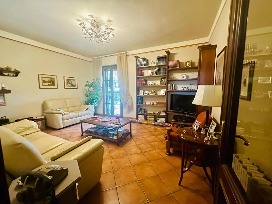 Immagine 7 di Villetta a schiera in vendita  a Porcari