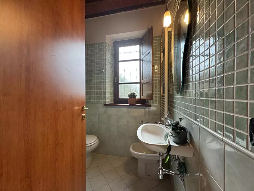 Immagine 21 di Villetta a schiera in vendita  a Massarosa