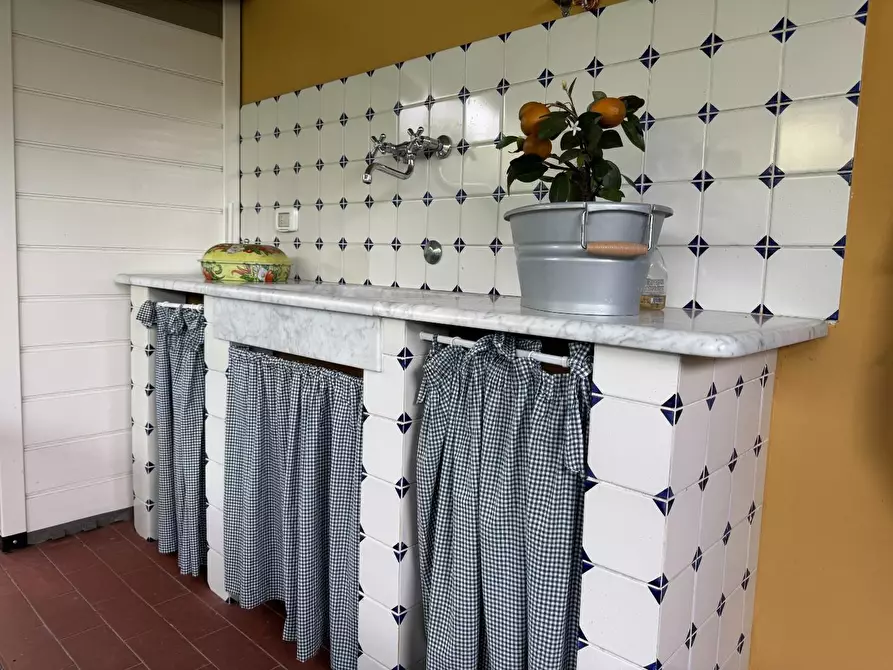 Immagine 9 di Villetta a schiera in vendita  a Massarosa