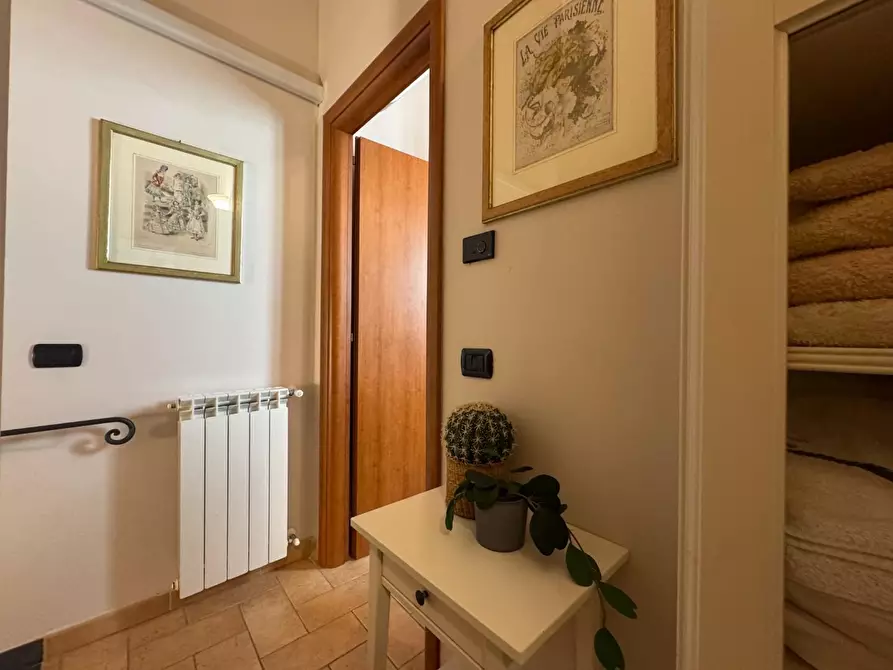 Immagine 15 di Villetta a schiera in vendita  a Massarosa