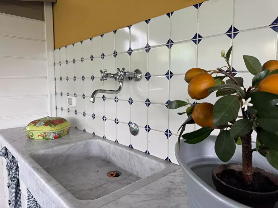 Immagine 10 di Villetta a schiera in vendita  a Massarosa