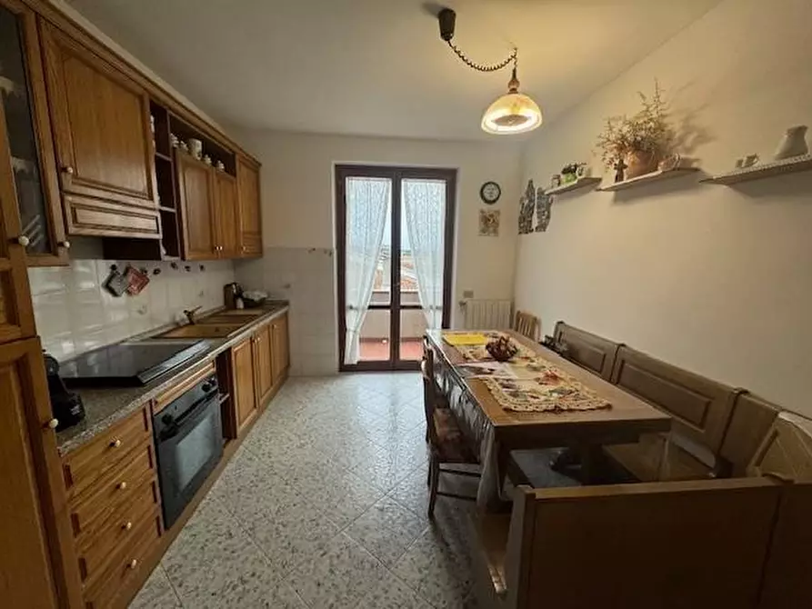 Immagine 5 di Appartamento in vendita  a Collesalvetti