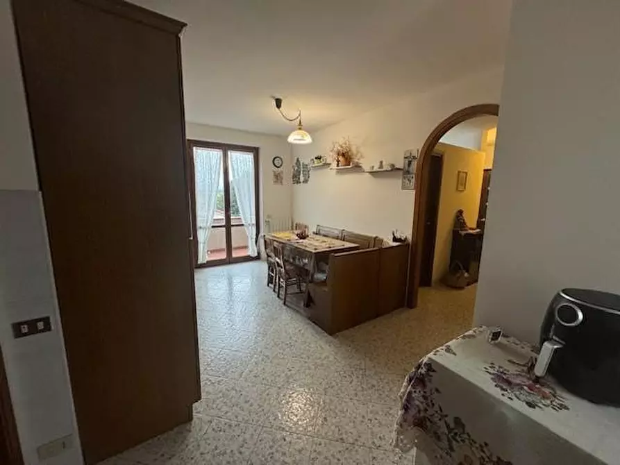 Immagine 7 di Appartamento in vendita  a Collesalvetti