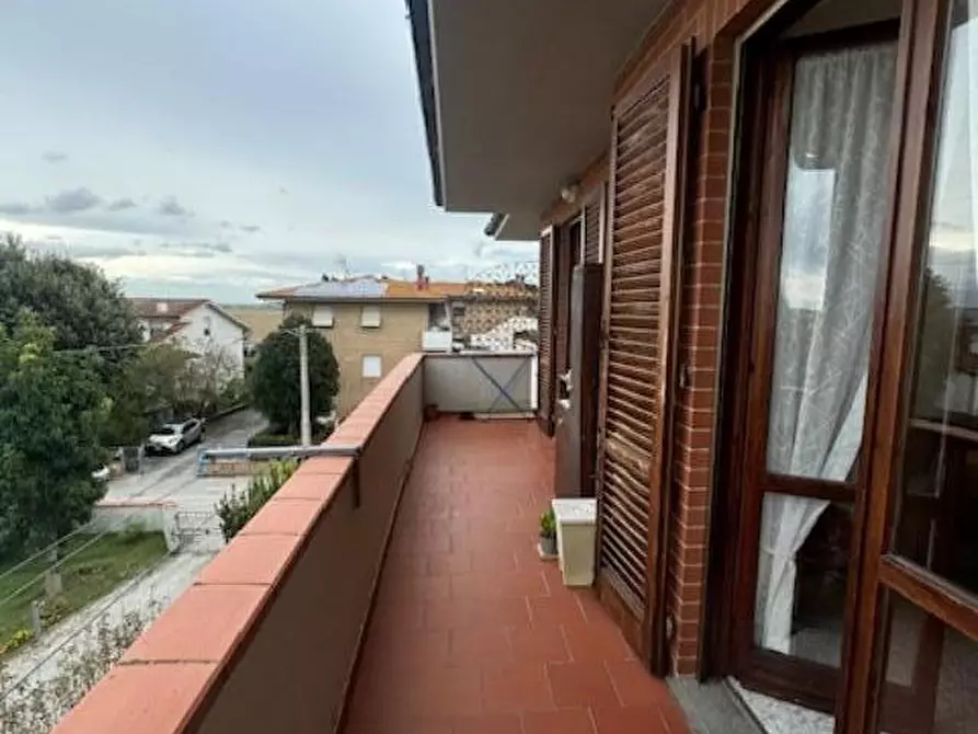 Immagine 10 di Appartamento in vendita  a Collesalvetti