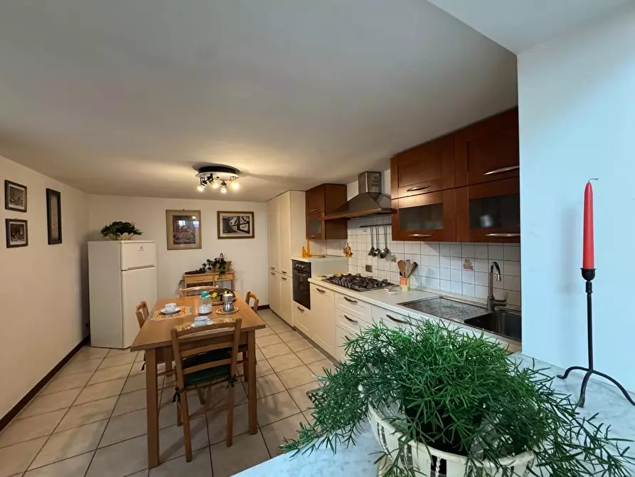 Immagine 26 di Appartamento in vendita  a Camaiore