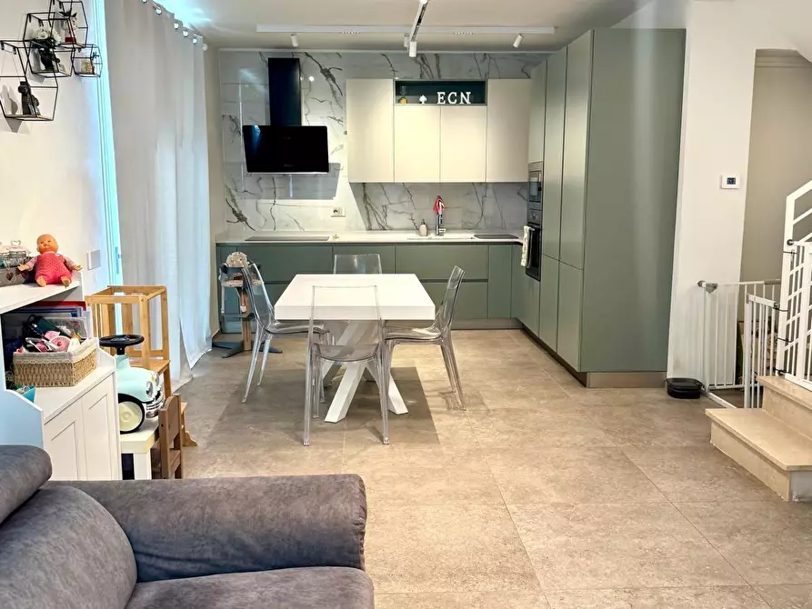 Immagine 23 di Casa indipendente in vendita  a Empoli