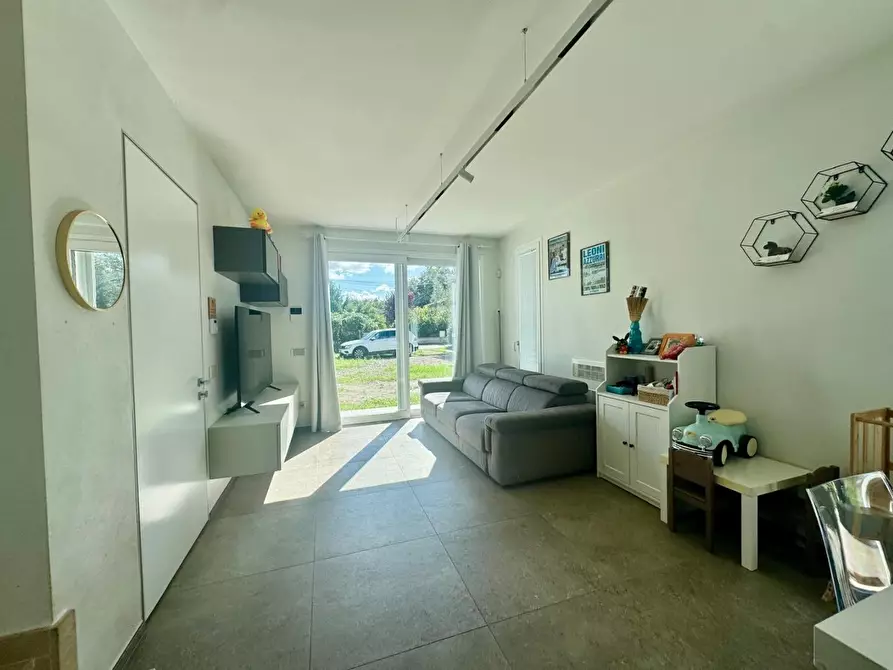 Immagine 25 di Casa indipendente in vendita  a Empoli