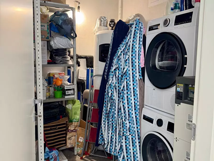 Immagine 27 di Casa indipendente in vendita  a Empoli