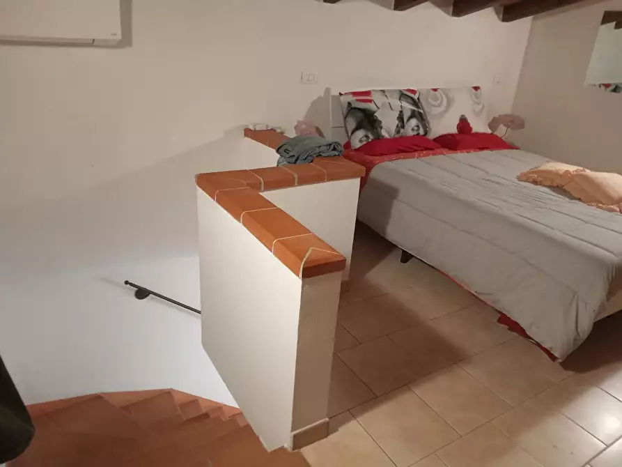 Immagine 13 di Terratetto in vendita  a Massa