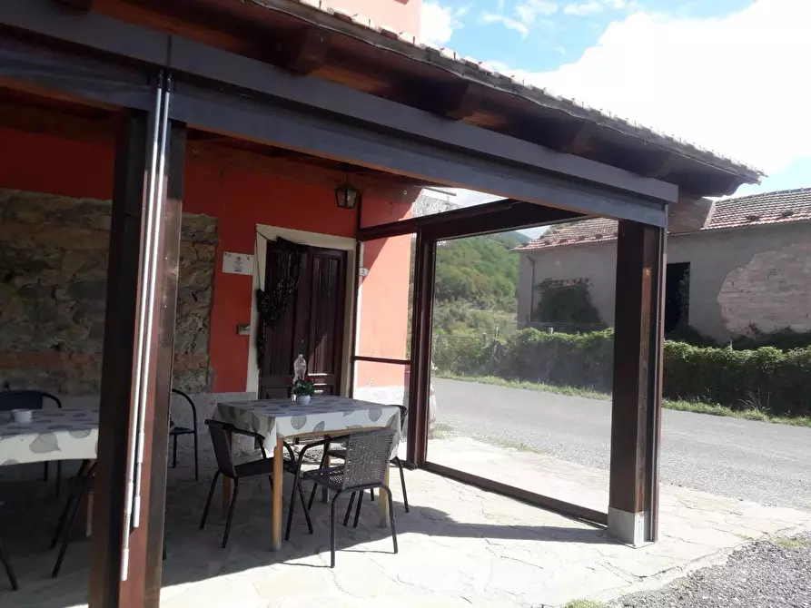 Immagine 2 di Casa indipendente in vendita  a Bagnone