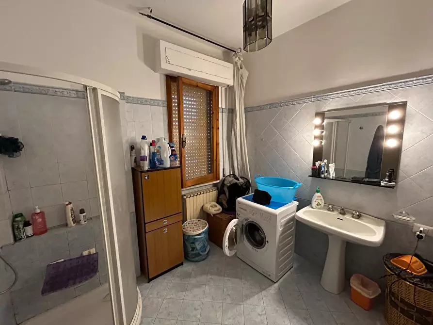 Immagine 28 di Appartamento in vendita  a Siena