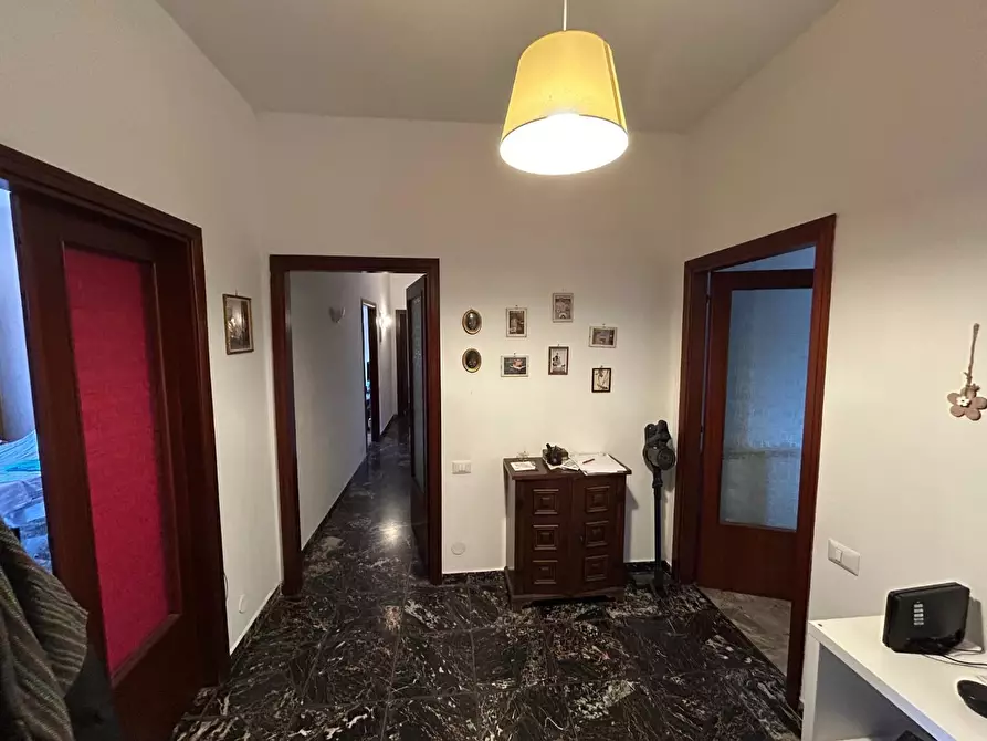 Immagine 10 di Appartamento in vendita  a Siena