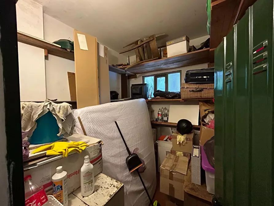 Immagine 33 di Appartamento in vendita  a Siena