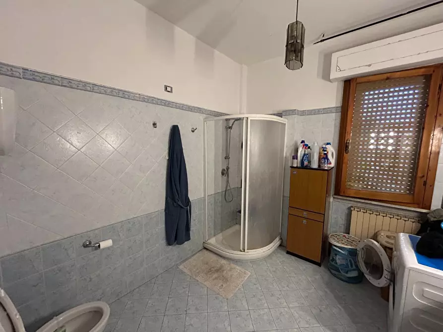 Immagine 26 di Appartamento in vendita  a Siena