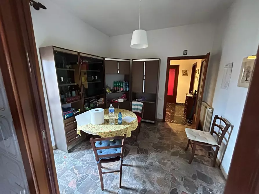 Immagine 18 di Appartamento in vendita  a Siena