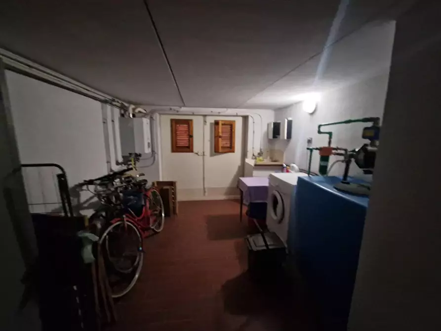 Immagine 12 di Appartamento in vendita  a Rosignano Marittimo