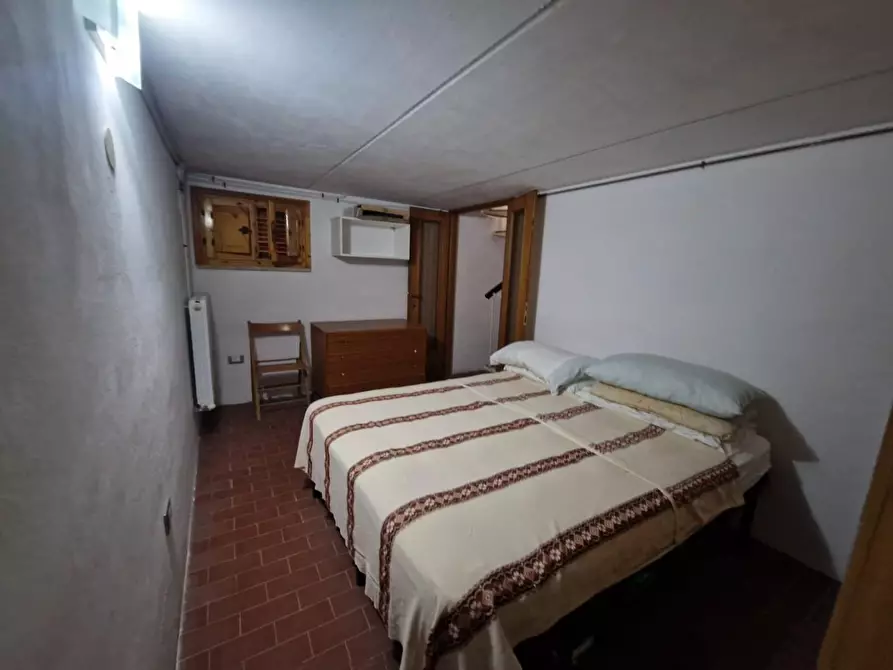 Immagine 11 di Appartamento in vendita  a Rosignano Marittimo