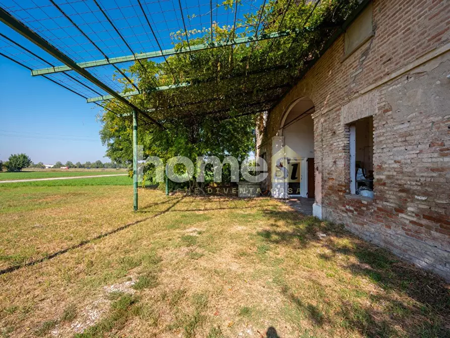 Immagine 36 di Casa indipendente in vendita  a Modena