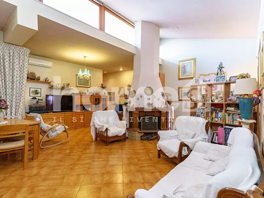 Immagine 2 di Appartamento in vendita  a Misterbianco