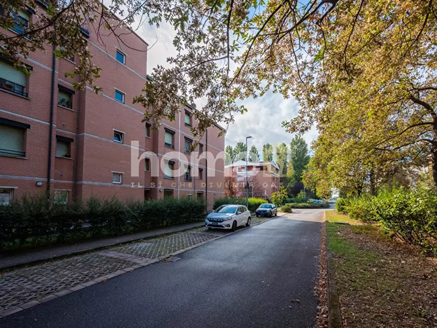 Immagine 1 di Appartamento in vendita  a Reggio Nell'emilia