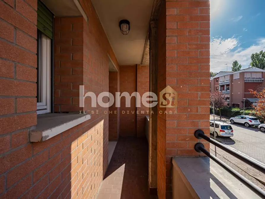 Immagine 13 di Appartamento in vendita  a Reggio Nell'emilia