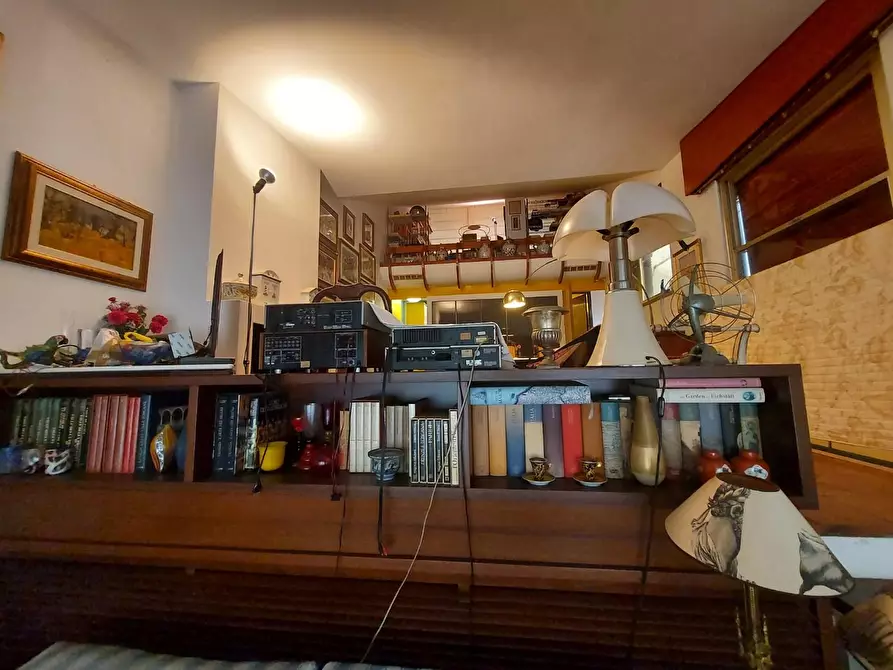 Immagine 34 di Villa in vendita  a Lucca