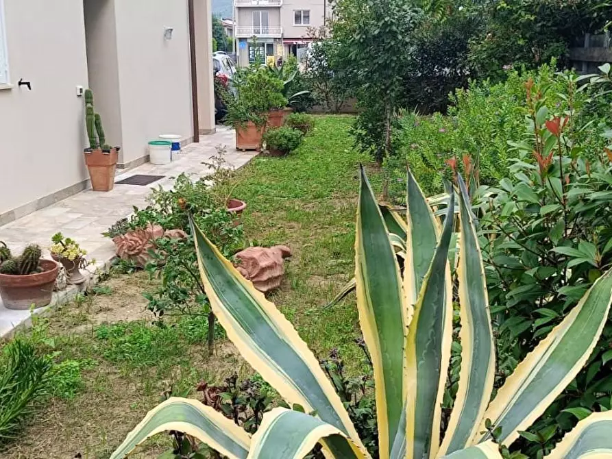 Immagine 60 di Villetta a schiera in vendita  a Cascina