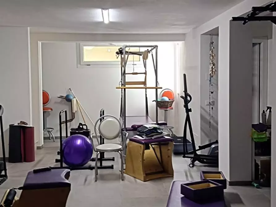 Immagine 38 di Villetta a schiera in vendita  a Cascina