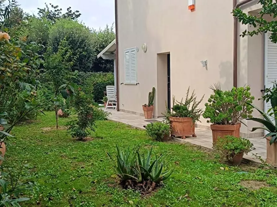 casa indipendente in vendita a Cascina in zona San Frediano a Settimo
