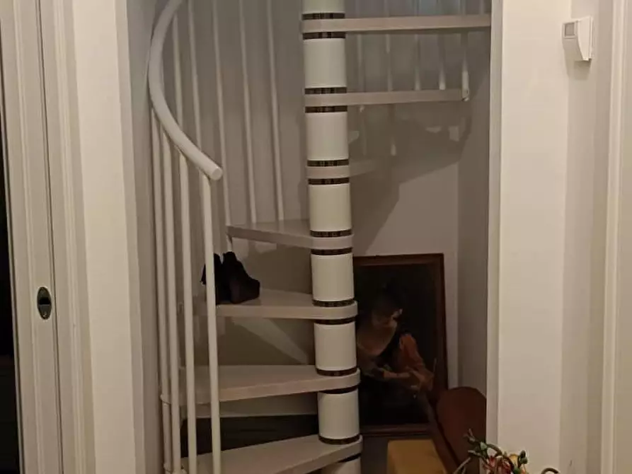 Immagine 18 di Villetta a schiera in vendita  a Cascina