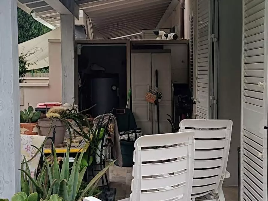 Immagine 57 di Villetta a schiera in vendita  a Cascina