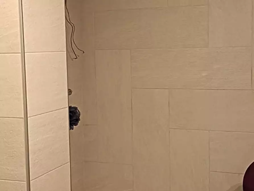 Immagine 39 di Villetta a schiera in vendita  a Cascina