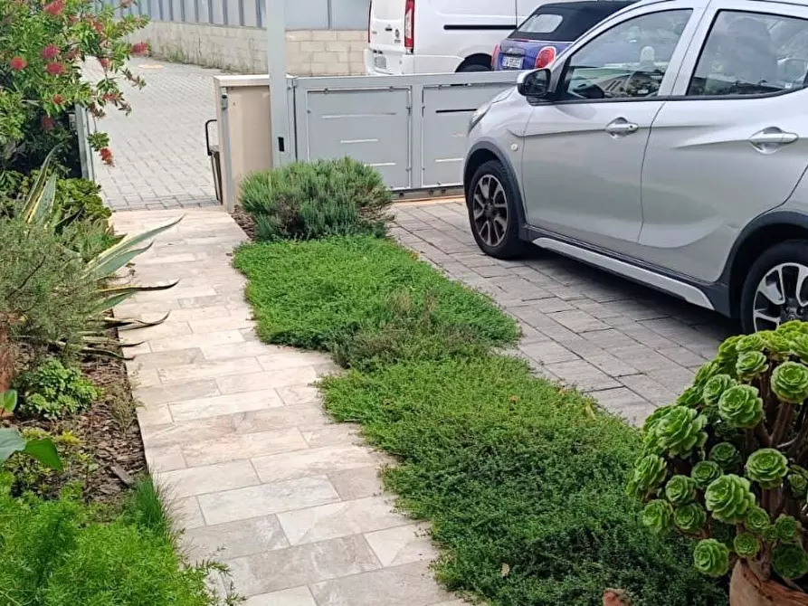 Immagine 45 di Villetta a schiera in vendita  a Cascina