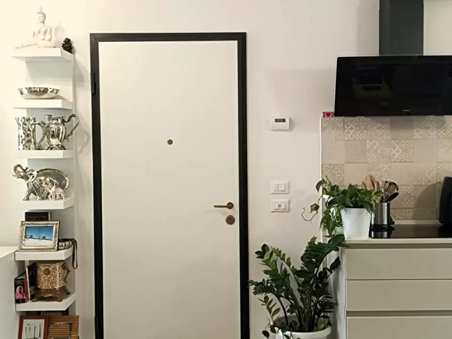 Immagine 2 di Villetta a schiera in vendita  a Cascina