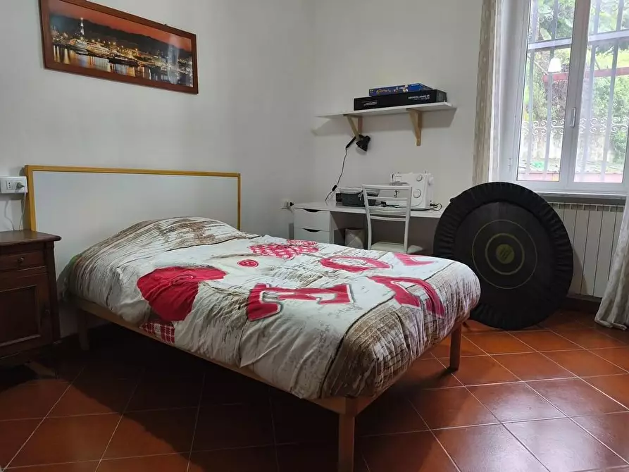 Immagine 42 di Casa indipendente in vendita  a Ortonovo
