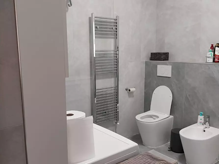 Immagine 35 di Casa indipendente in vendita  a Ortonovo