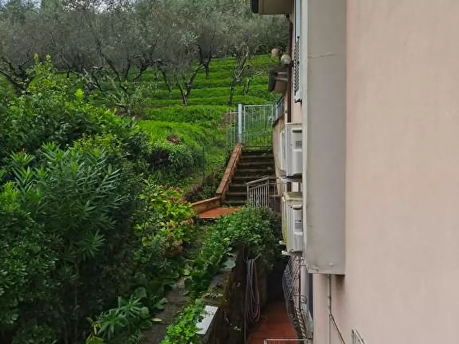 Immagine 50 di Casa indipendente in vendita  a Ortonovo