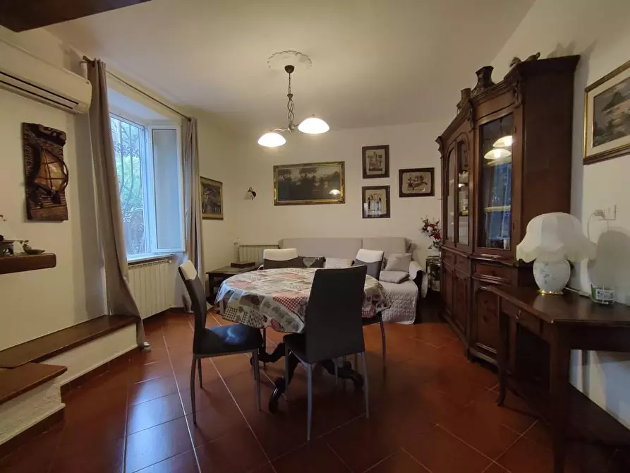 Immagine 11 di Casa indipendente in vendita  a Ortonovo