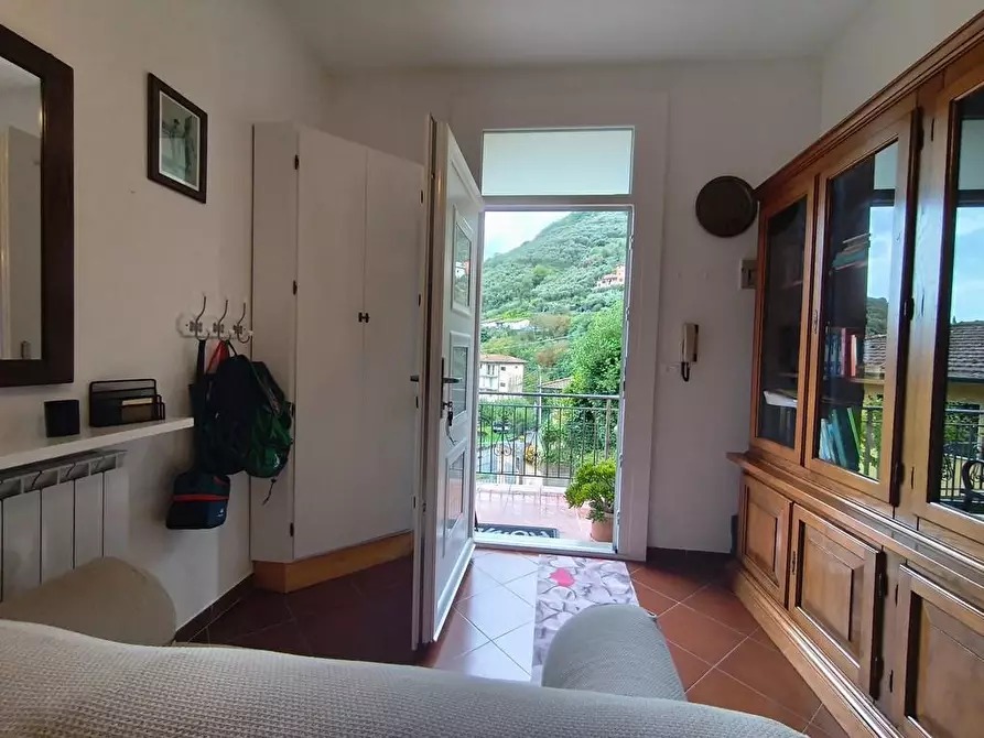 Immagine 6 di Casa indipendente in vendita  a Ortonovo