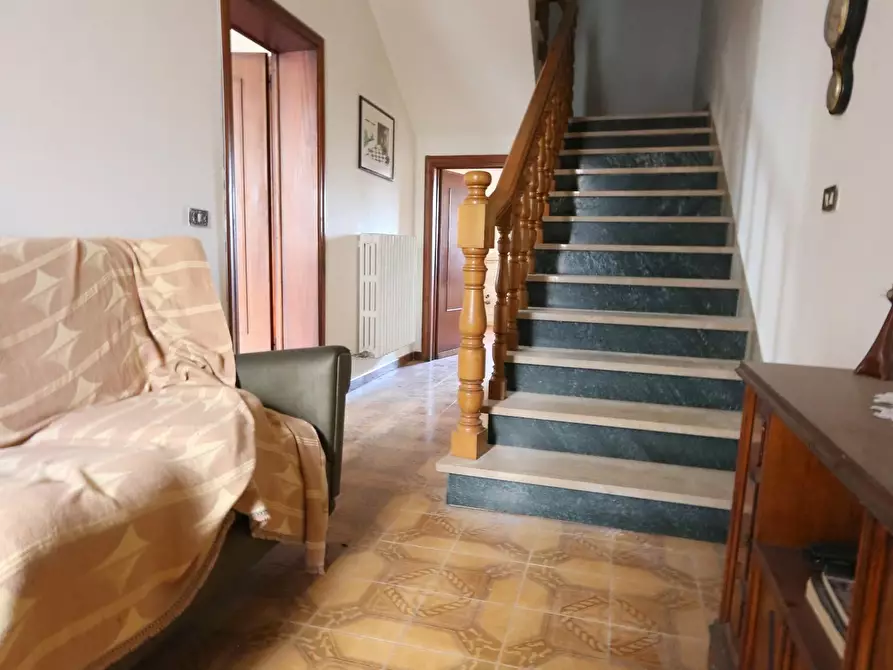 Immagine 3 di Casa indipendente in vendita  a Santa Maria A Monte