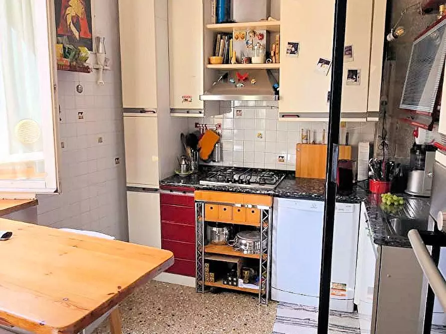 Immagine 31 di Appartamento in vendita  a Pisa