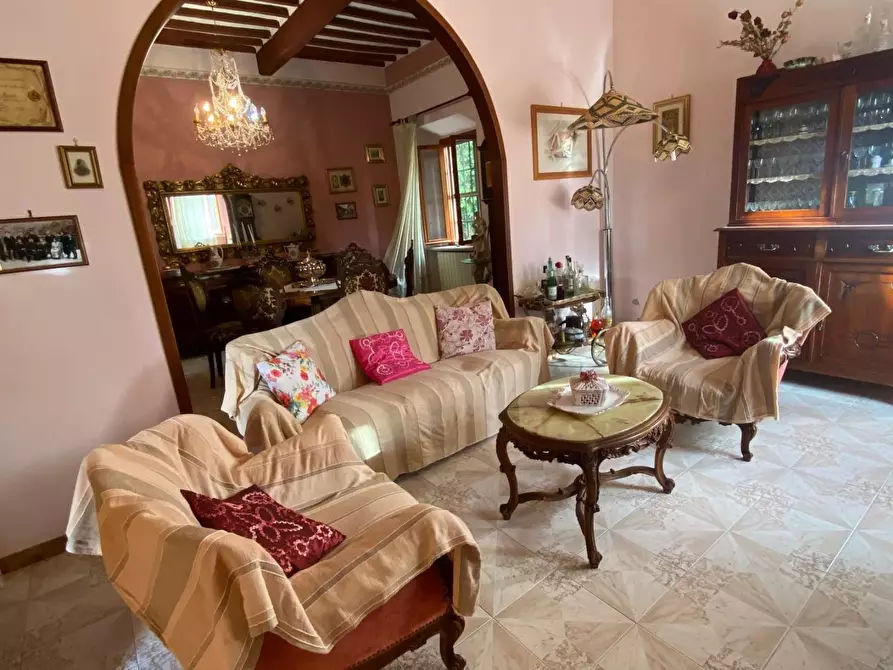 Immagine 1 di Appartamento in vendita  a Calci