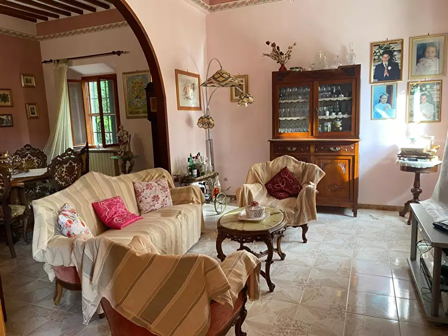 Immagine 15 di Appartamento in vendita  a Calci