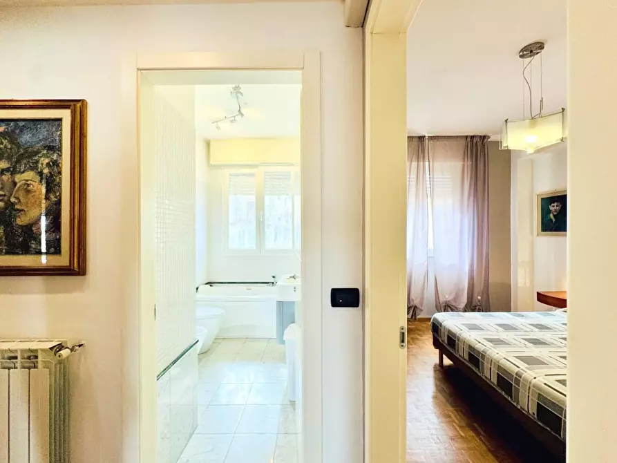 Immagine 31 di Appartamento in affitto  a Viareggio